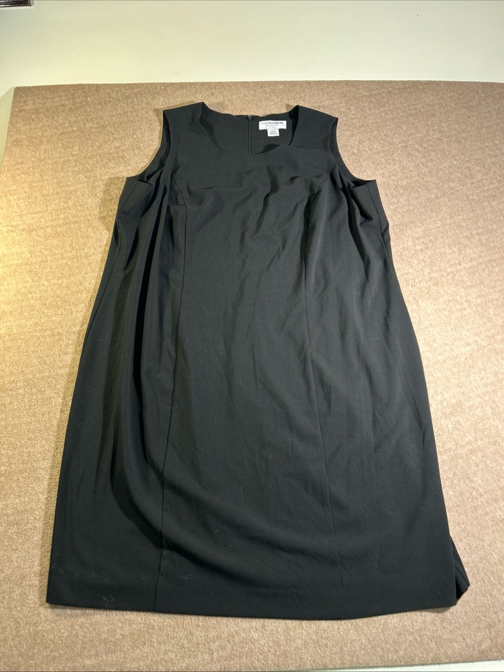 Sag Harbor Black Sleeveless Shift Dress